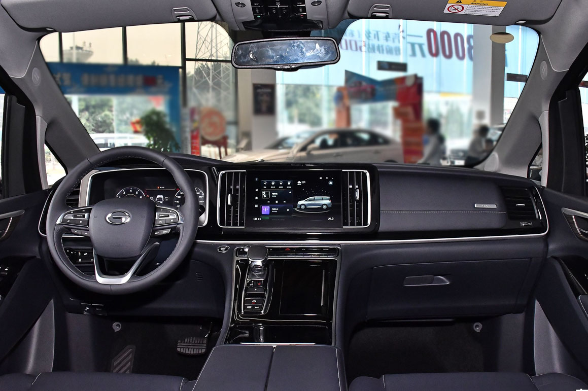 7座广汽传祺M8租车