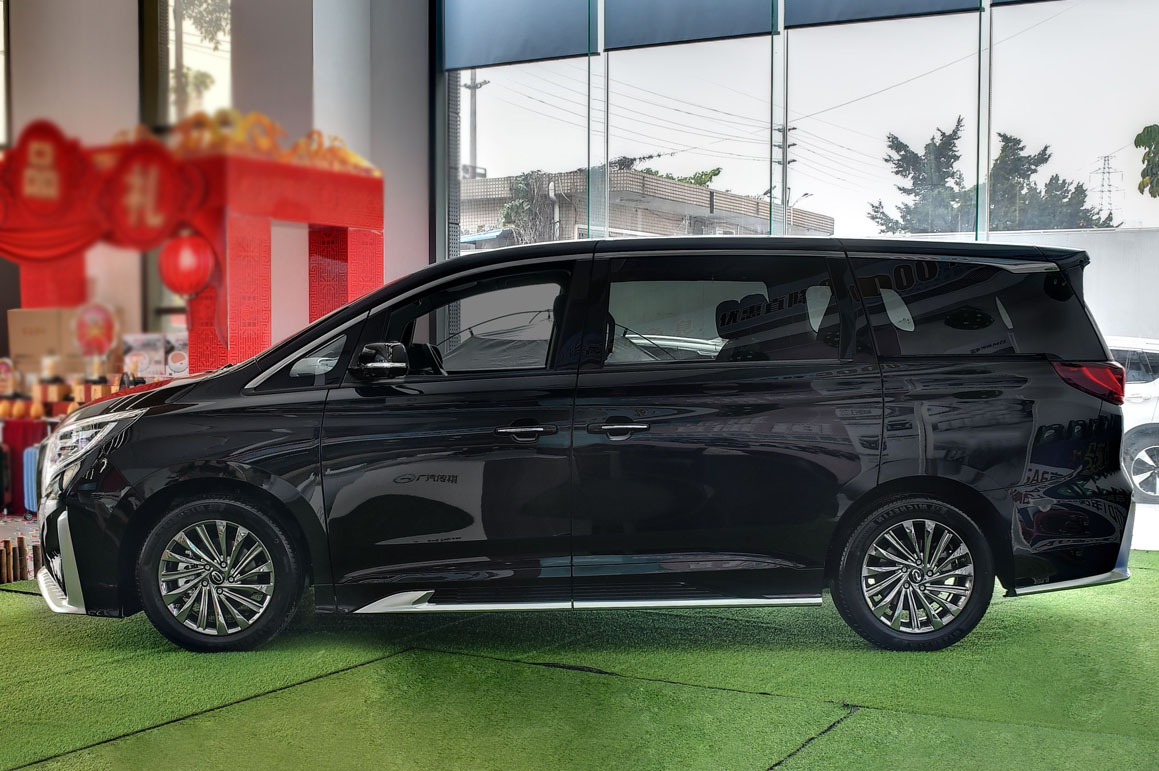 7座广汽传祺M8租车