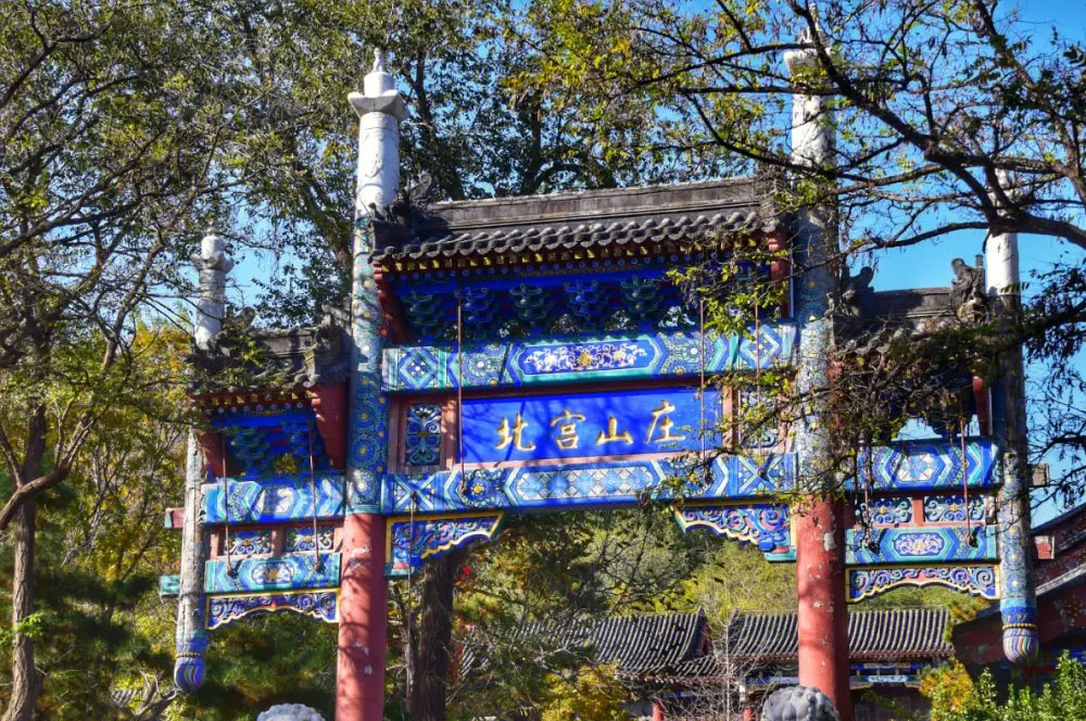 北京考斯特出租费用，带司机多少钱一天？