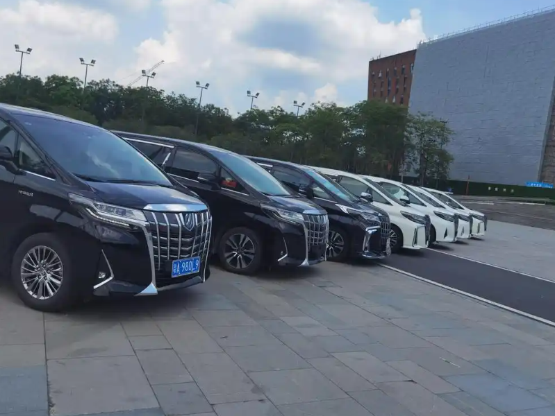 北京租车一个月多少钱价格表（5-50座车型详解）