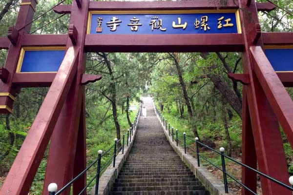 北京到怀柔红螺寺包车攻略,红螺寺35座大巴包车价格多少钱一天？