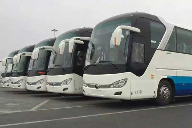 北京55大巴租车带司机 55座大巴租赁多少钱一天？