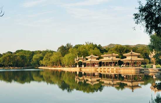 北京到承德避暑山庄包车,北京租车到承德避暑山庄55座大巴带司机多少钱?