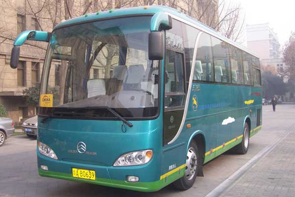 45座大巴租车|金龙大巴租赁