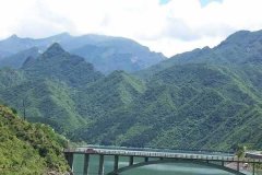 北京租车到昌平桃峪口水库55座商务旅游大巴租车带司机接送一天多少钱