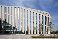 海淀租车55座商务旅游大巴租车带司机接送一天多少钱？