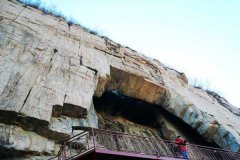 北京租车到怀柔石门山自然风景区商务旅游大巴租车带司机接送一天多少钱