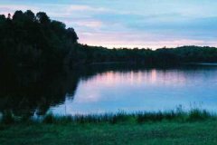 北京租车到怀柔鸿燊湖商务旅游大巴租车带司机接送一天多少钱