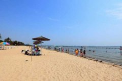 北京租车到怀柔沙滩浴场商务旅游大巴租车带司机接送一天多少钱