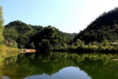 北京租车到密云转山子水库商务旅游大巴租车带司机接送一天多少钱？