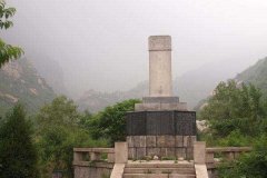 北京租车到密云云蒙三峪红色旅游区商务旅游大巴租车带司机接送一天多少钱？