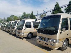 北京19座考斯特带司机多少钱一天,市内包车一天多少钱？