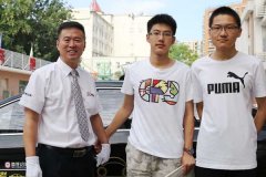 弘扬首汽精神 首汽约车于凯车队连续12年免费为“宏志班” 考生送考