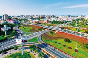 北京顺义旅游大巴租车价格,配司机包车多少钱一天？