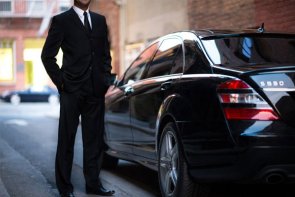 机场接送机服务商务中巴大巴租车报价/机场接送机多少钱？