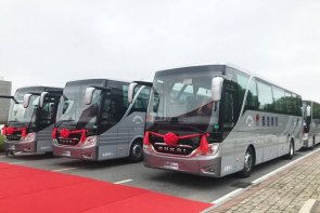 首汽旅游商务巴士公司文明规范乘车 做可爱的北京人