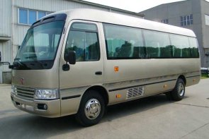 19-23座考斯特机场接送机多少钱一次？