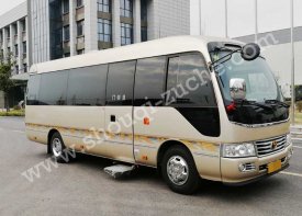 租12座豪华考斯特_豪华考斯特出租包车