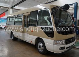 22座考斯特出租