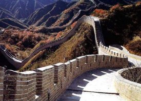 租车15座大巴从北京去八达岭长城往返包车一日游多少钱？