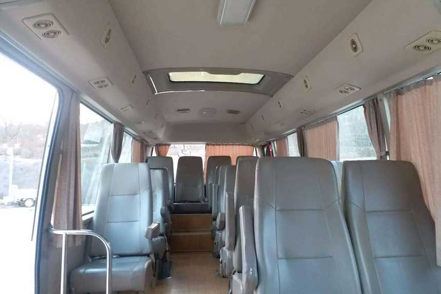 中巴客车租赁【22座金龙】