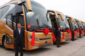 商务会议租车接待租车带司机价格