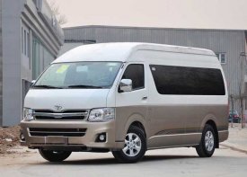 12人租什么车比较好，12座租车带司机多少钱？