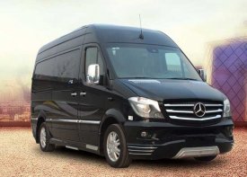 北京租一辆7座奔驰斯宾特豪华商务车多少钱？