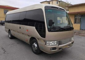 北京首汽21座小巴车租赁带司机价格:宇通ZK6710D1客车