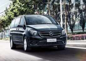 在北京首汽带司机租车价格一天多少钱？