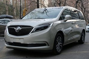 北京商务GL8包车,别克gl8包车多少钱一天？