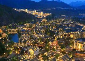 北京去古北水镇带司机包车往返一天游多少钱？