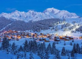 北京租车滑雪包车到崇礼多少钱？